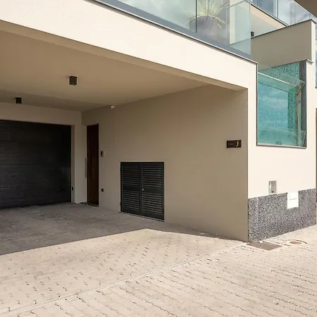 Joy, Moderna E Sofisticada Villa