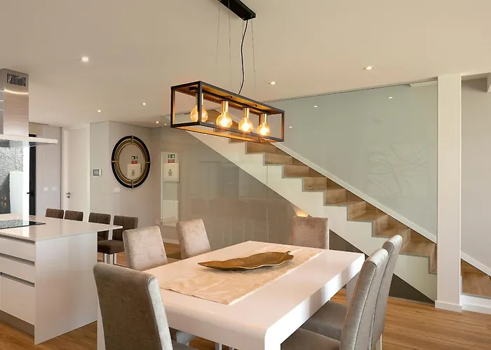 Joy, Moderna E Sofisticada *