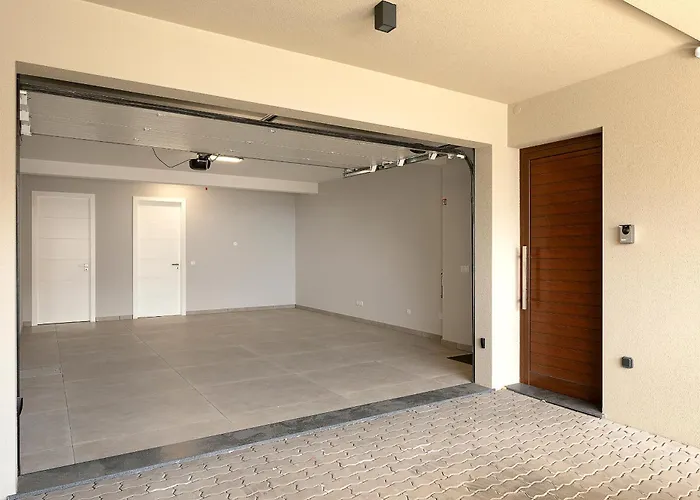 Villa Joy, Moderna E Sofisticada Funchal (Madeira)