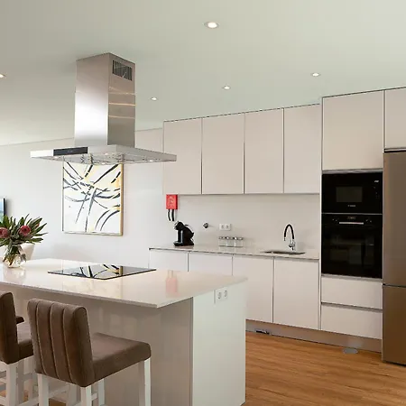 Joy, Moderna E Sofisticada *