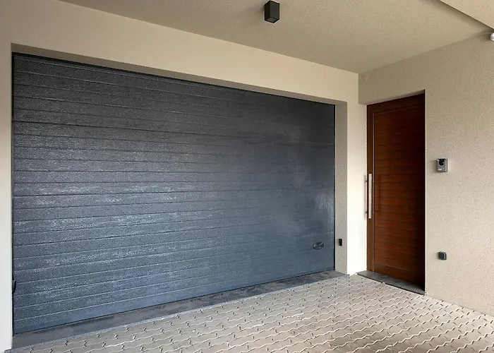 Joy, Moderna E Sofisticada Βίλα Φουνκάλ